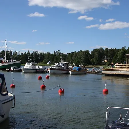 Skargardshamn Oda ve Kahvaltı
